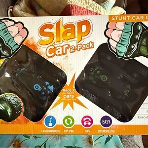 Slap Car 2-Pack Stunt Cars - Black and Green